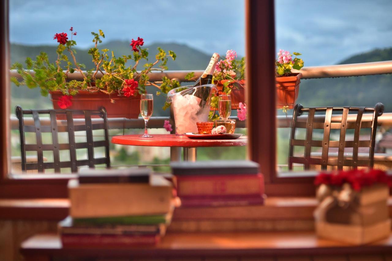 Mountain Boutique Family Hotel Девін Екстер'єр фото