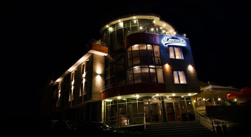 Mountain Boutique Family Hotel Девін Екстер'єр фото